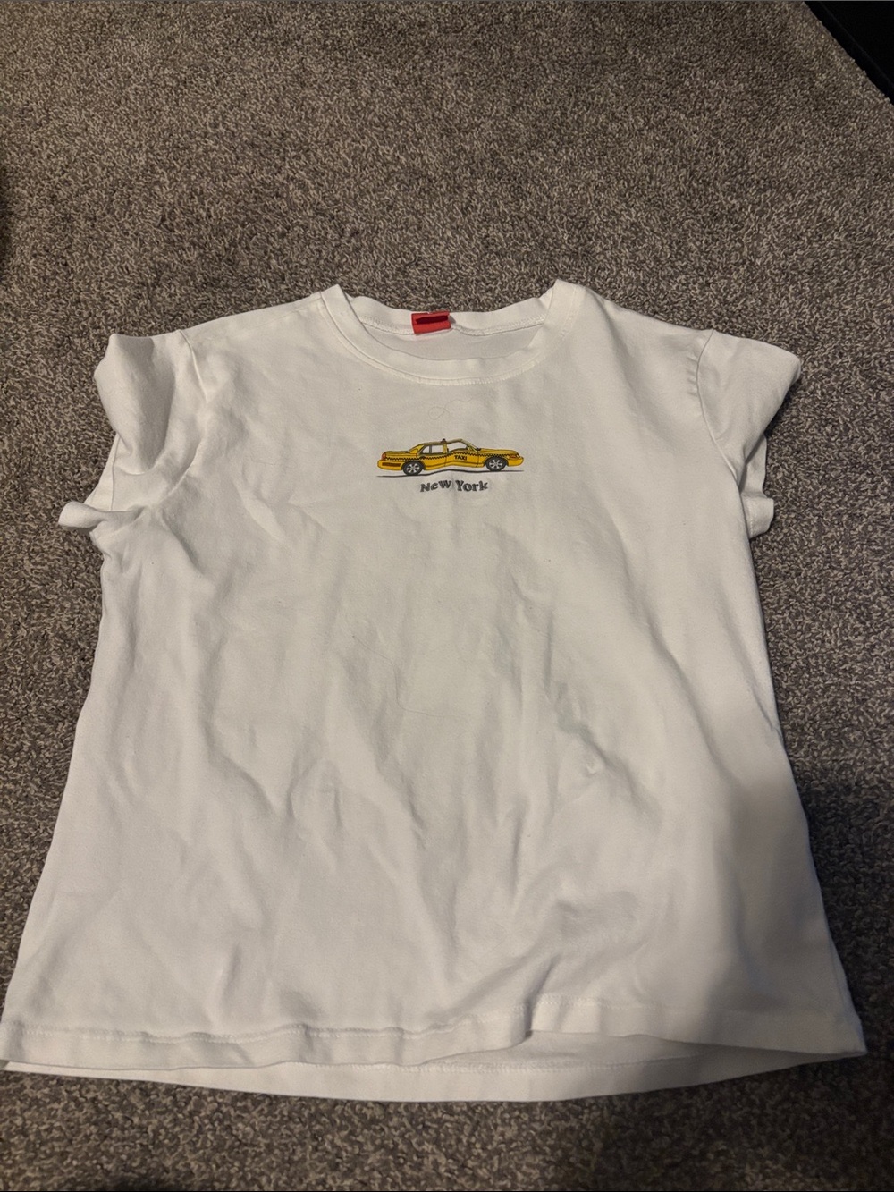 White cropped T-Shirt with Yellow Taxi Graphic
